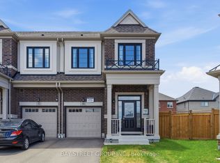 30 Velvet Dr, Whitby, ON L1P 0P6
