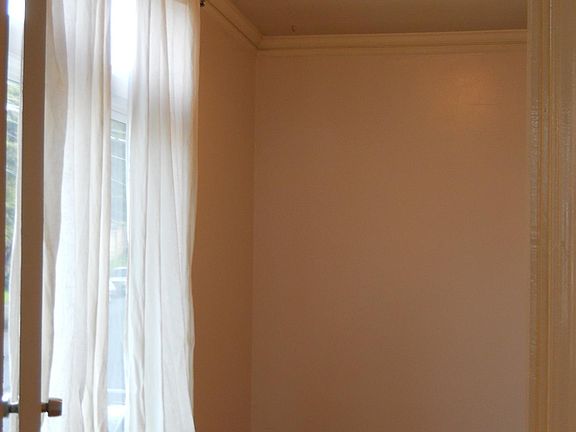 3rd image of 1609 Kirkham St #1609