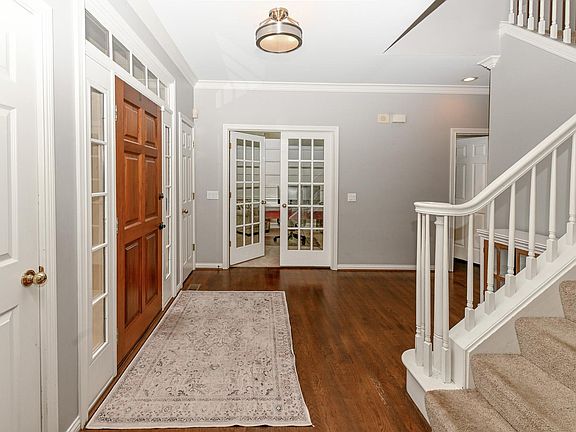 4th image of 5109 Autumnwood Dr