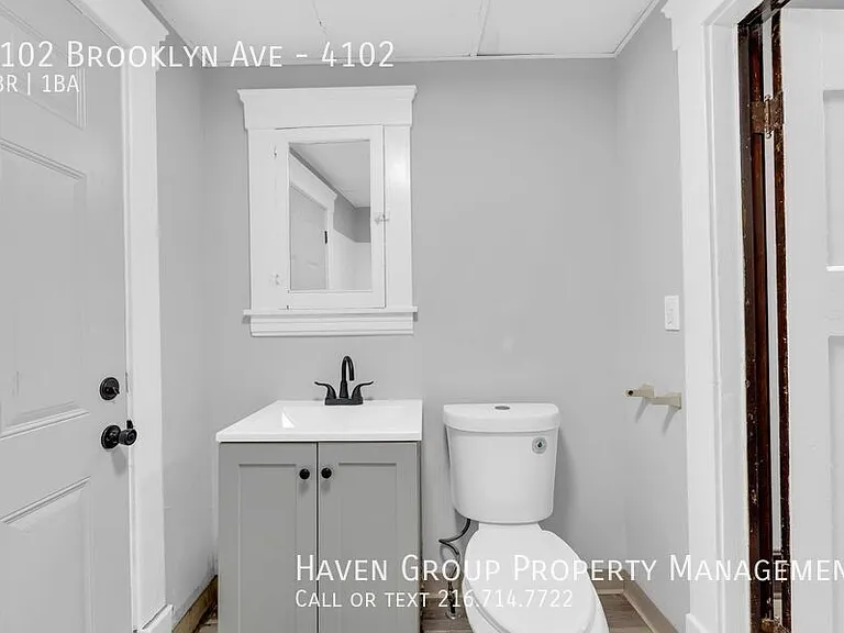 4102 Brooklyn Ave #4102 — Photo 18