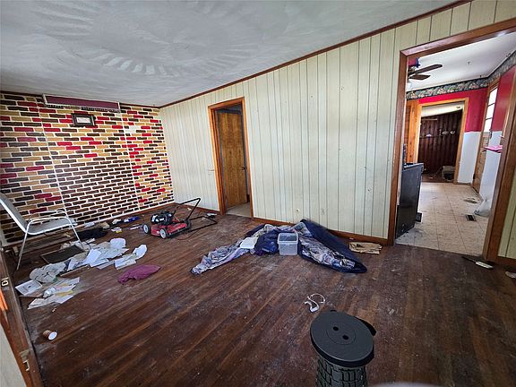 3rd image of 24 Medford St