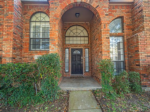 2nd image of 619 Allen Rd