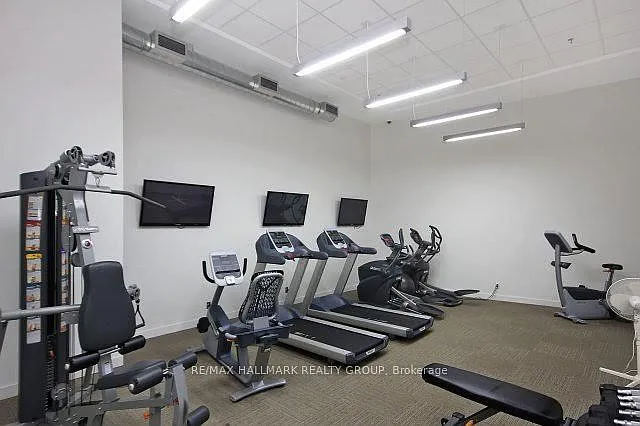 354 Gladstone Ave #907 — Photo 22