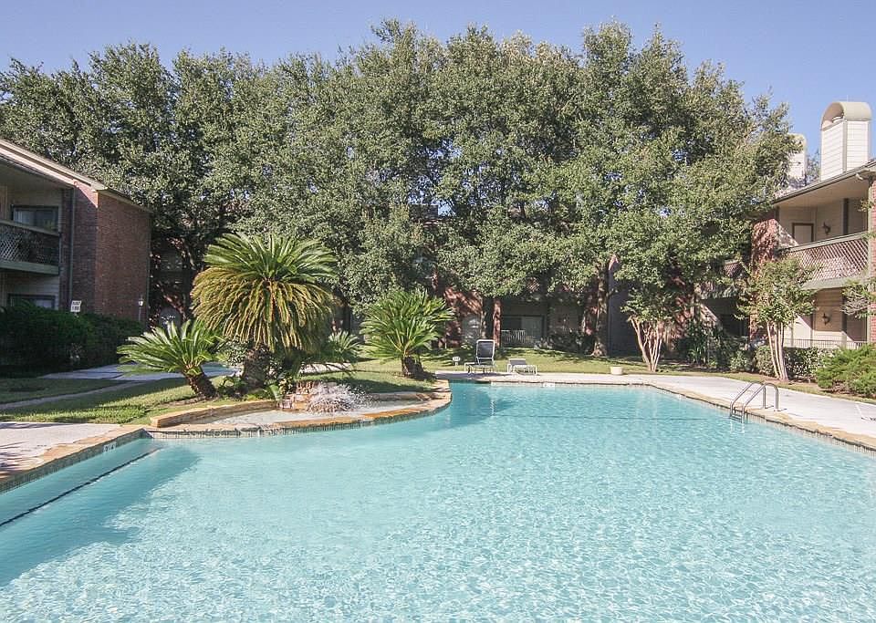1st image of 6500 Harbor Town Dr APT 3411