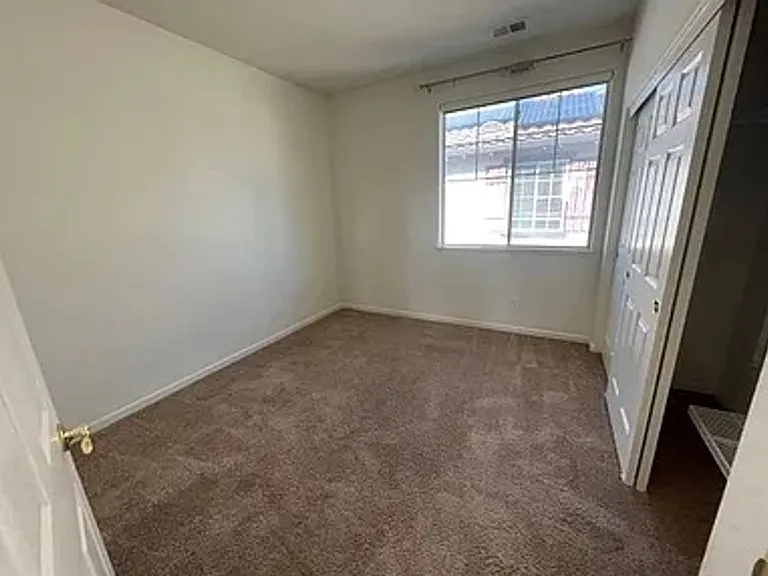 35191 Mount Whitney Ter — Photo 12