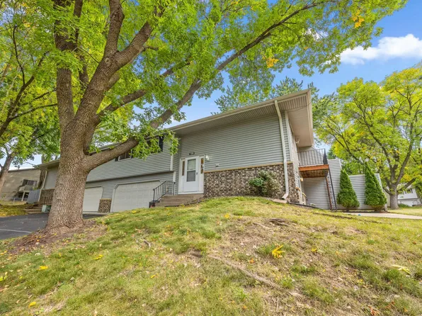 1259 Timbershore Ln, Eagan, MN 55123