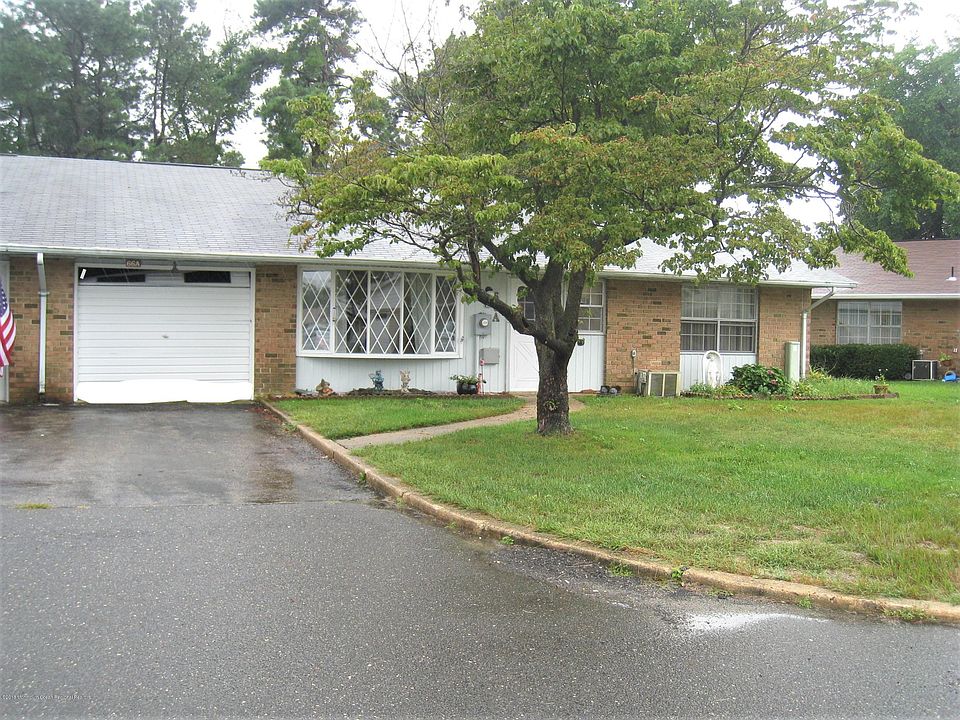 1st image of 66 Buckingham Drive #A