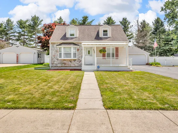 2309 Oxford Blvd, Jackson, MI 49202