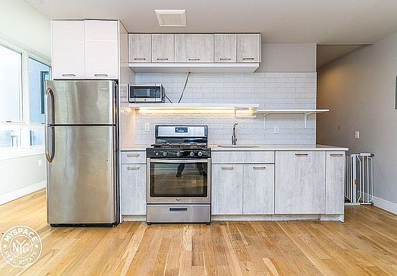 5th image of 185 Clifton Pl #6G