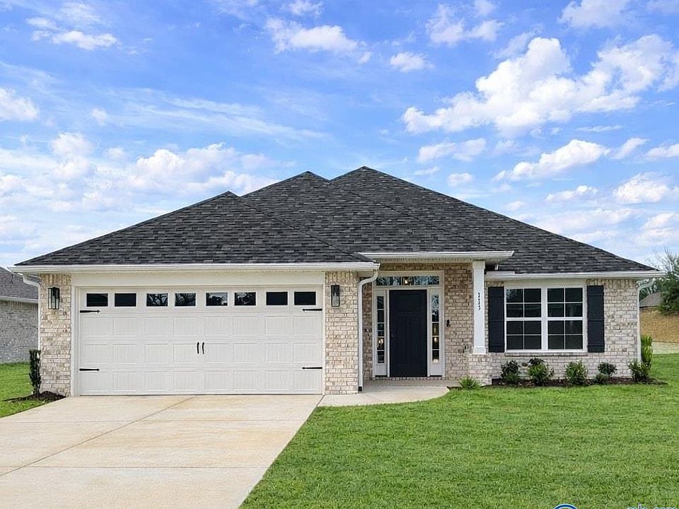 1st image of 115 Sidney Ruth Dr