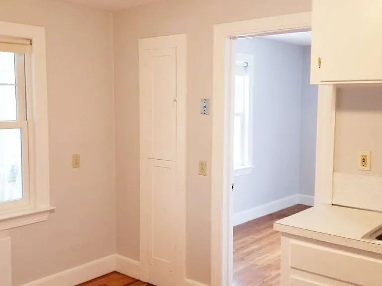 192 Holbrook Rd #4 — Photo 9