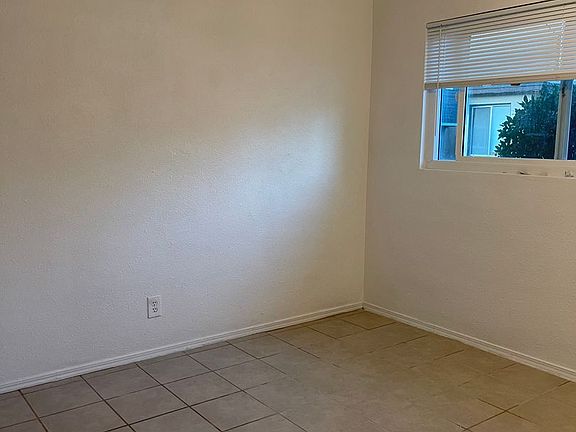 5th image of 2138 Wall Ave #2138