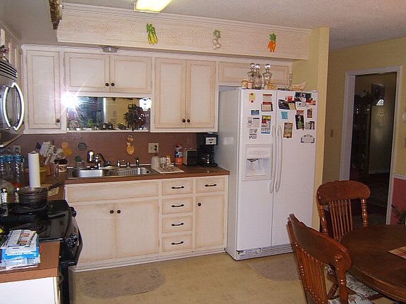2nd image of 3603 Christie Pl