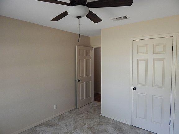 5th image of 163 Las Lomas Dr