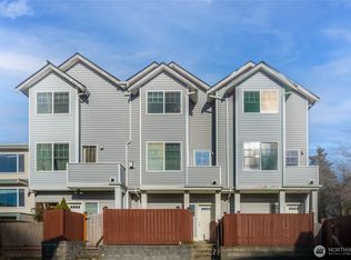 1135 N 92nd St APT B, Seattle, WA 98103