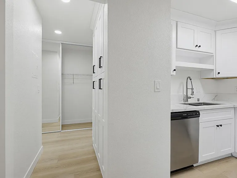 Viva Apartments — Photo 46