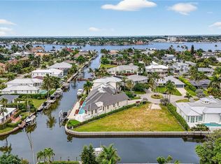 1693 BONITA CT, NAPLES, FL 34102