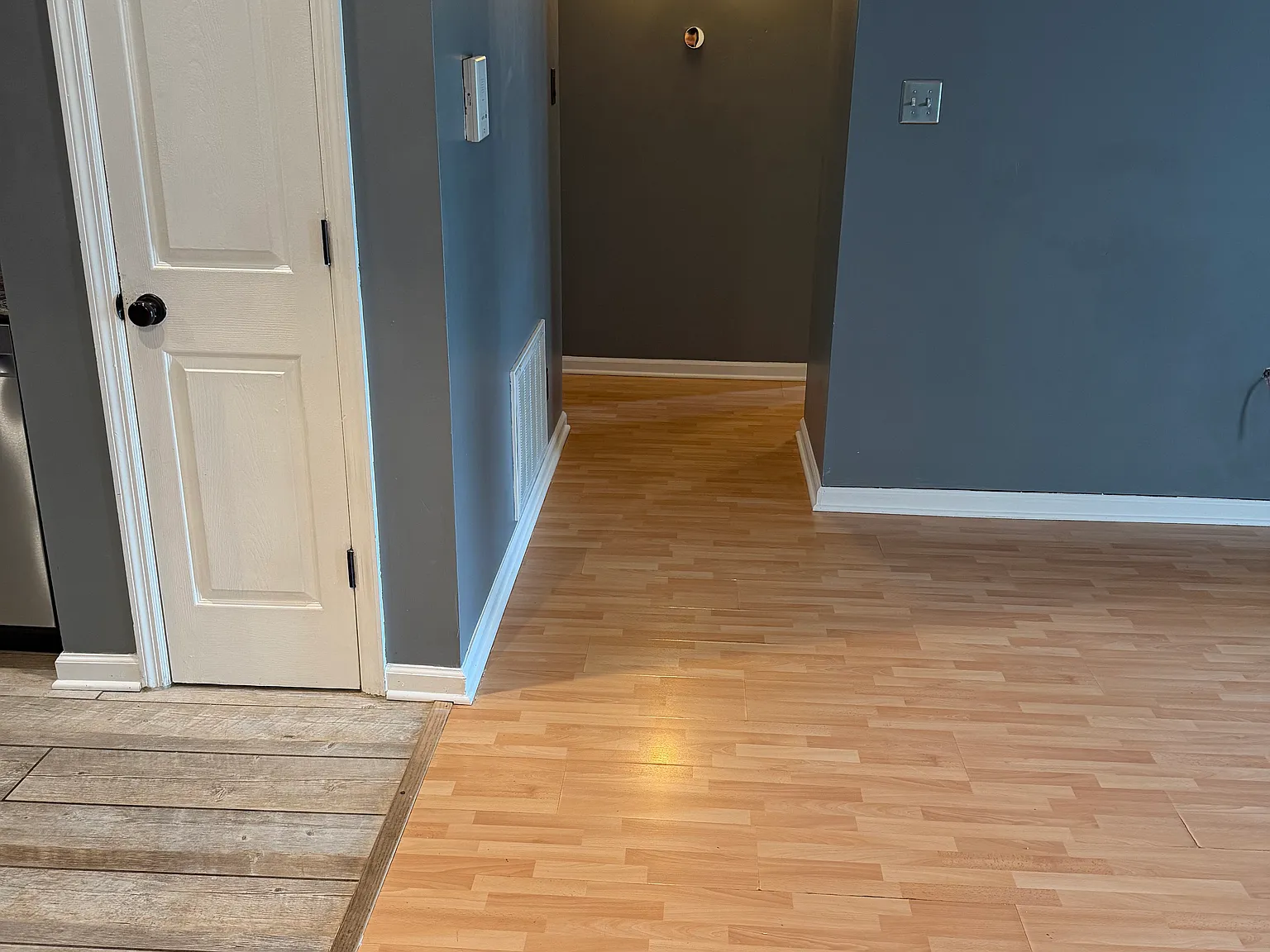 2 bed, 964 sqft, $1,750 — Photo 4