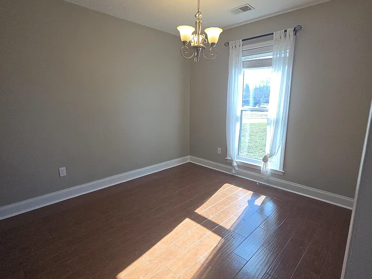 2317 Belin Dr — Photo 14