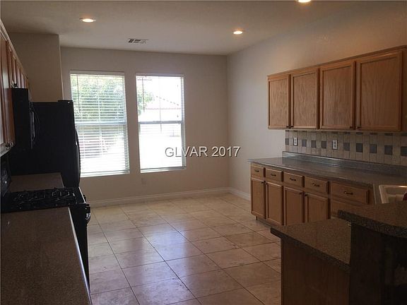 2nd image of 1022 Dawn Valley Dr #0