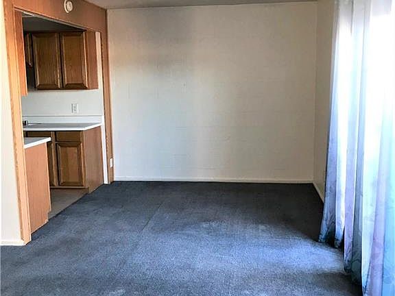 4th image of 3502 Villa Knolls North Dr