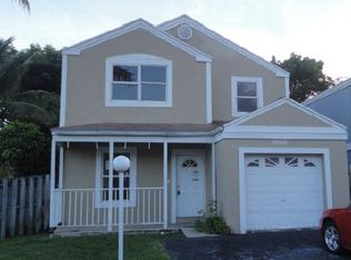 10006 SW 222nd St, Cutler Bay, FL 33190