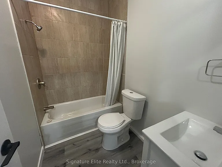 372 Darling St #4 — Photo 12