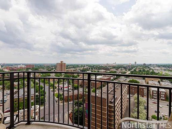 4th image of 500 E Grant St APT 1505