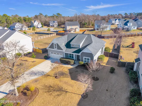 54 Strawberry Fields Way, Hampstead, NC 28443