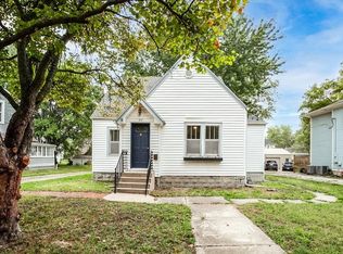 517 S Locust St, Ottawa, KS 66067