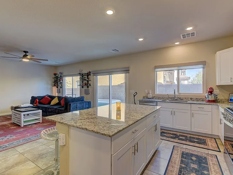 4474 Red Poppy St — Photo 9