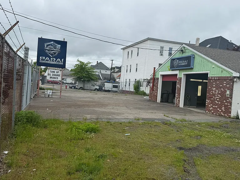 266 N Front St — Photo 9