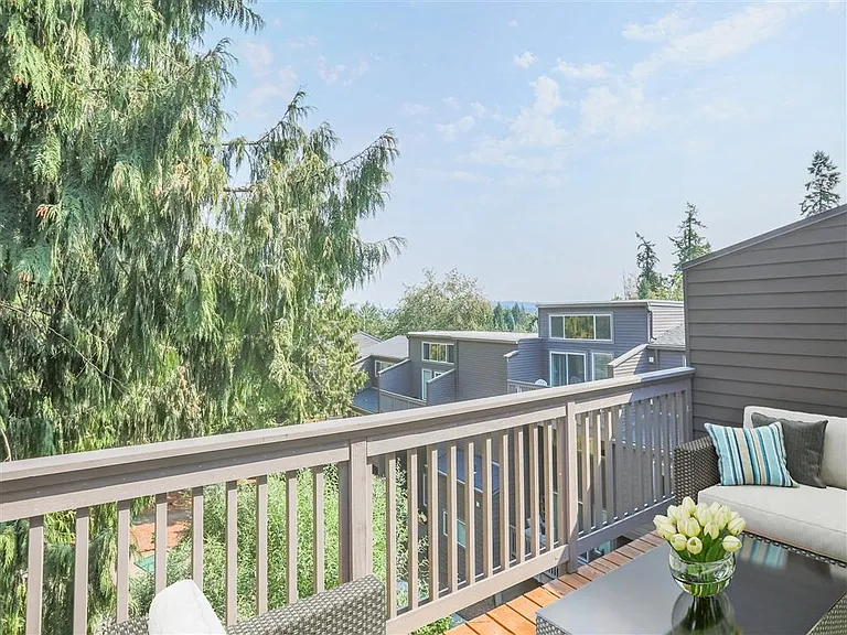 Larkspur West Linn — Photo 20