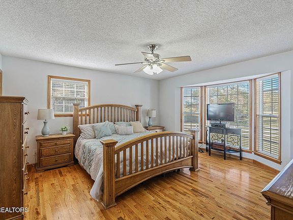 14th image of this home