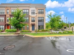 3100 Camber Pl, Falls Church, VA 22042