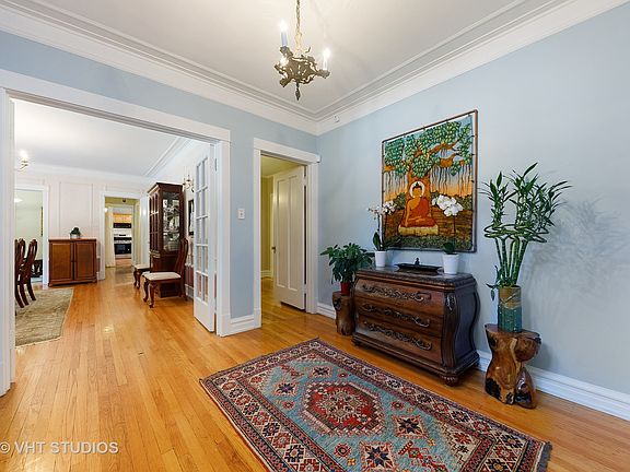 4th image of 147 Gale Ave