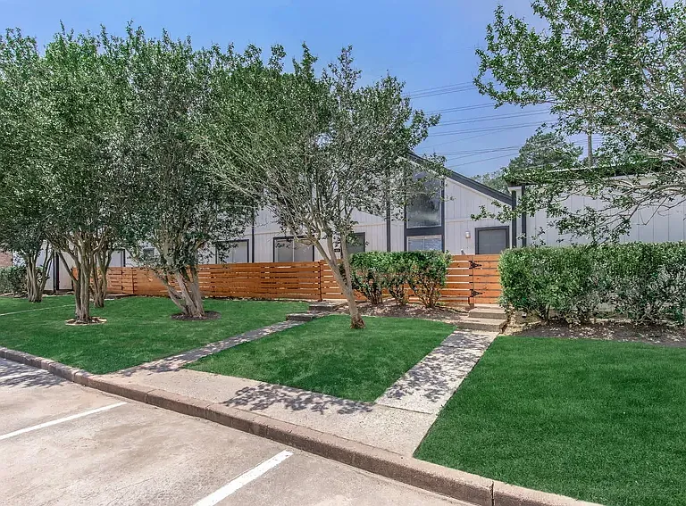 Cypress Parc — Photo 23