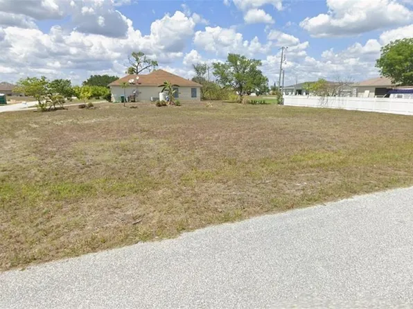 2003 NE 7th AVE, CAPE CORAL, FL 33909