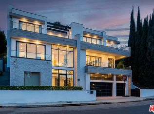 3553 Alana Dr, Sherman Oaks, CA 91403