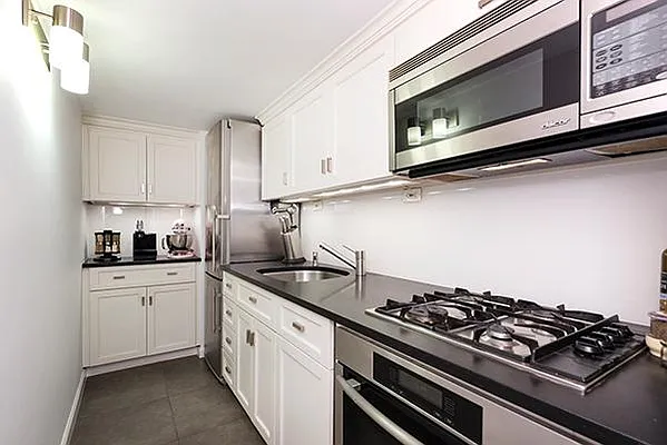 Sold by Level Group | media 6