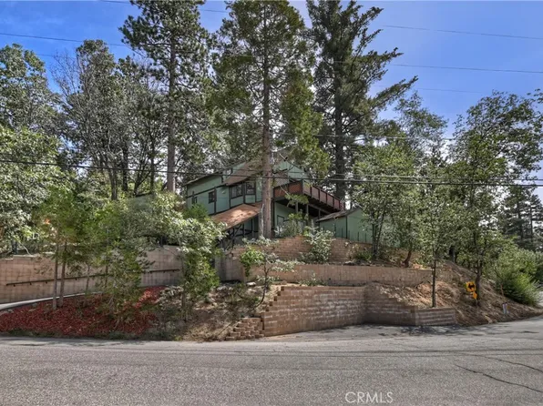 2623 Soutar Dr, Running Springs, CA 92382