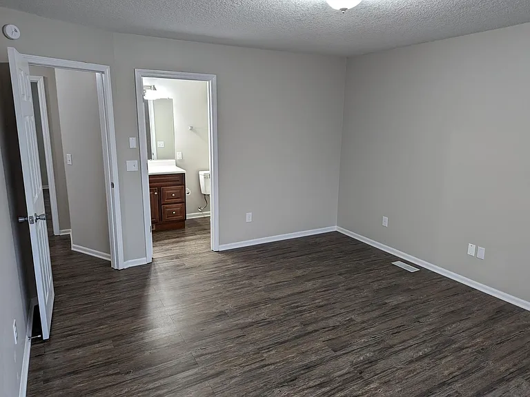 15210 Water Oak Pl — Photo 6