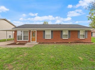 310 Catalpa Dr, Jeffersonville, IN 47130