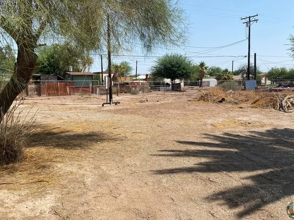1736 W Evan Hewes Hwy, Seeley, CA 92273