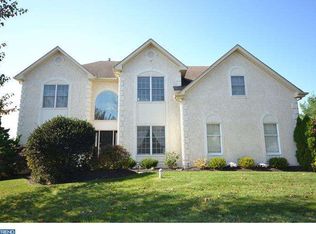 102 Spyglass Dr, Blue Bell, PA 19422