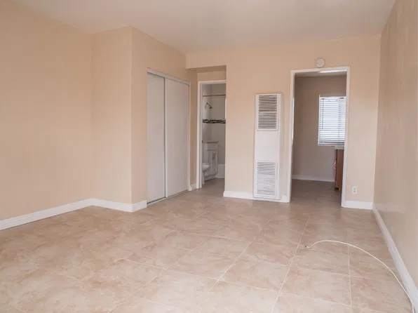164333 Woodruff Ave, Bellflower, CA