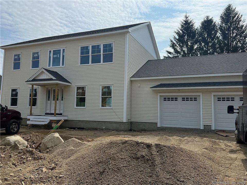 1st image of 4 Highland Court