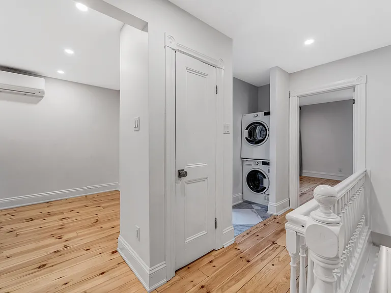 288 Arlington Ave — Photo 10