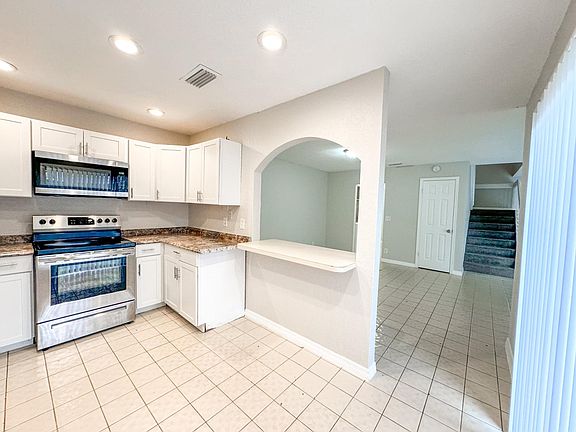 4th image of 1873 N Congress Ave #0