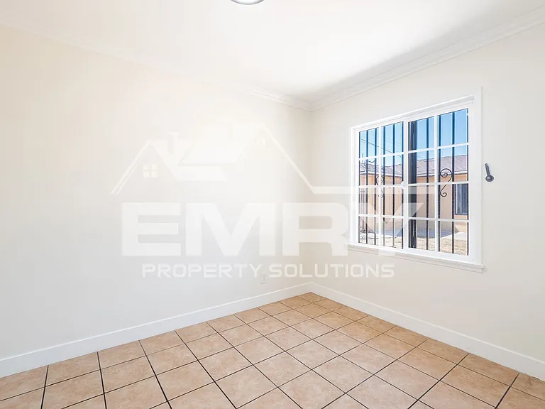 428 N Poplar Ave — Photo 18